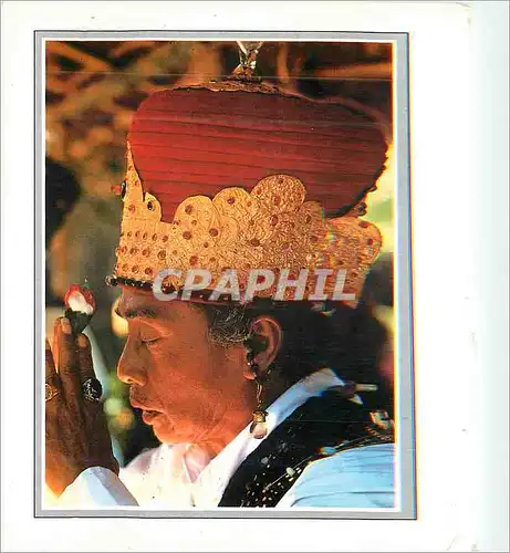 Moderne Karte Balinese High priest Performing a Ritual exorcion of the entire universe during the Once a Centu