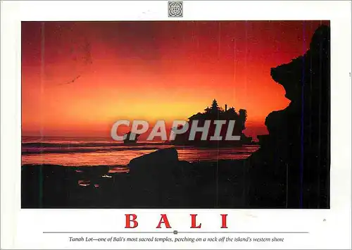 Cartes postales moderne Bali Tanah Lot One of Ball's most Sacred Temples Perching on a Rock off the Island's Western Sho