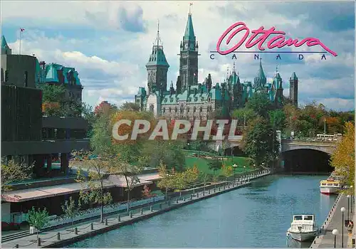 Cartes postales moderne Ottawa Canada Vue du Parlement du Canal Rideau