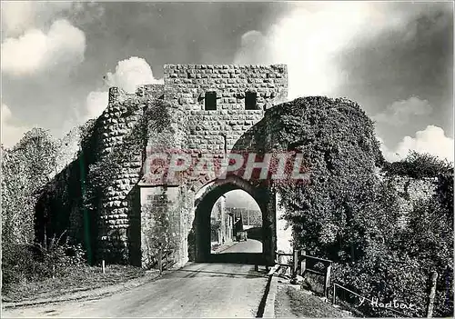 Cartes postales moderne Provins (S et M) la Porte St Jean (XIIe et XIIIe siecle) Cette Porte Armee d'un Pont Levis d'une