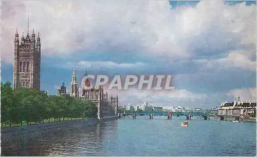 Cartes postales moderne Houses of Parliement from the River Thames London the Houses of Parliement County Hall and Westm