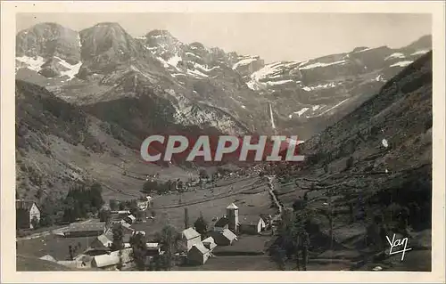 Cartes postales moderne Gavarnie le Village et le Cirque