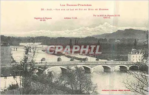 Cartes postales Les Basses Pyrenees Pau vue sur le Lac et Pic du Midi de Bigorre