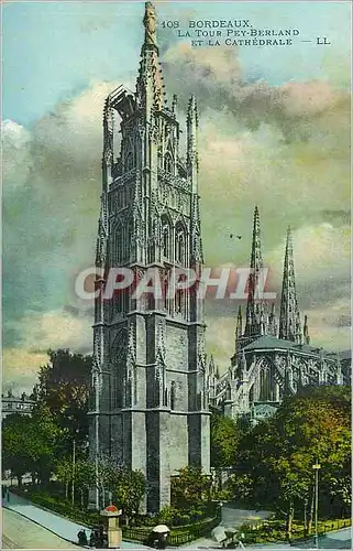 Cartes postales Bordeaux La Tour Pey Berland et la Cathedrale