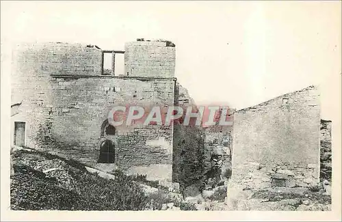 Cartes postales Les Baux Maison de la Tour de Brau (XIIIe s)dont l'interieur reunit les trois styles roman gothi