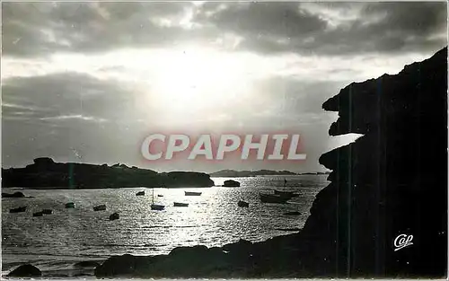 Cartes postales moderne Tregastel Coucher de Soleil sur le Port