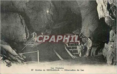 Cartes postales Les Pyrenees Grottes de Betharram Debarcadere du Lac Bateau