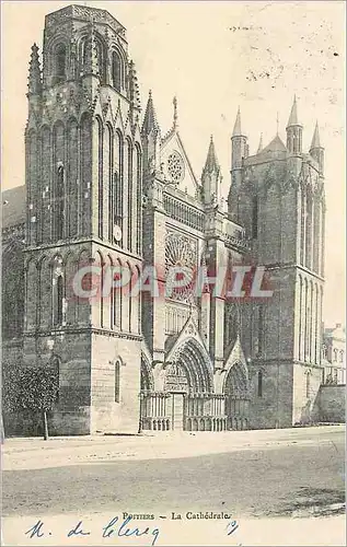 Cartes postales Poitiers La Cathedrale