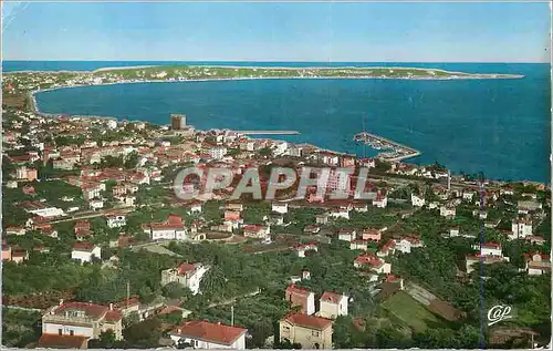 Cartes postales moderne Golfe Juan Vue generale et le Cap d'Antibes