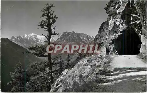 Cartes postales moderne De la Route de Chateau d'Eau a Emosson Mt Blanc Alg Rouges de VallorcineLe