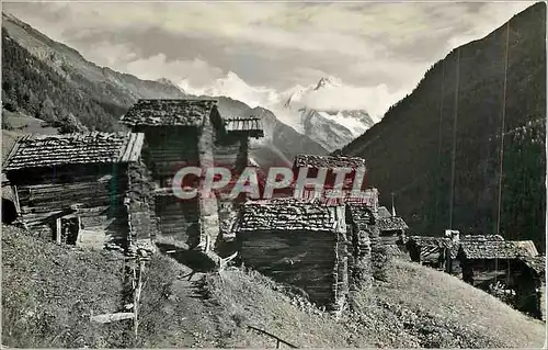 Cartes postales moderne Anniviers Pittoresque Ayer Groupe de granges et Raccards