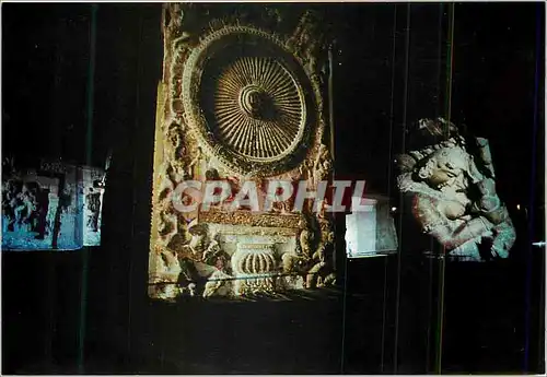 Cartes postales moderne Les Baux de Provence Cathedrale d'Images L'Inde eternelle Spectacle Francis Brunel