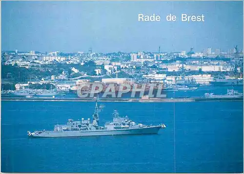 Cartes postales moderne Roscanvel (Finistere Sud) La Rade de Brest Bateau