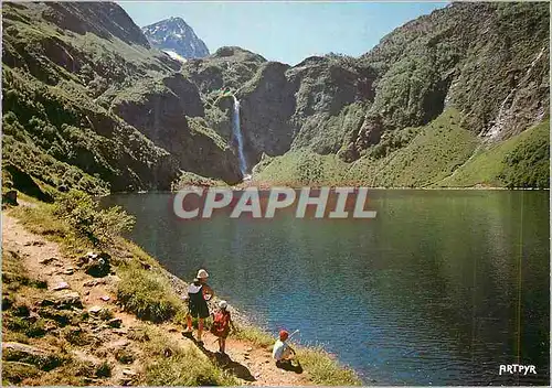 Cartes postales moderne Lac d'Oo le Lac et la Cascade Les Pyrenees