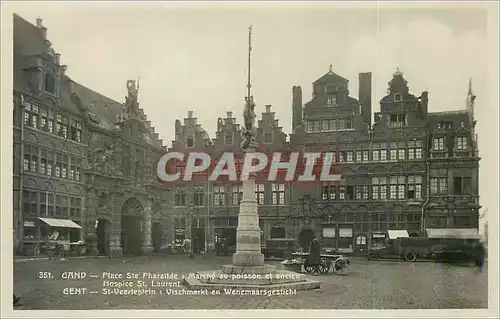 Cartes postales Gand Place Ste Pharailde Marche au poisson et ancien Hospice St Laurent