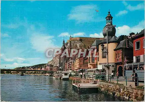 Cartes postales moderne Dinant L'Hotel de Ville et la Meuse