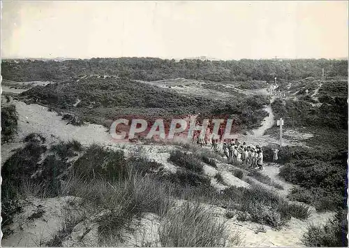 Cartes postales moderne O mes Freres voici le Beau Temps des Vacances le Mois d'Aout appele par dix Mois d'Esperance (Br