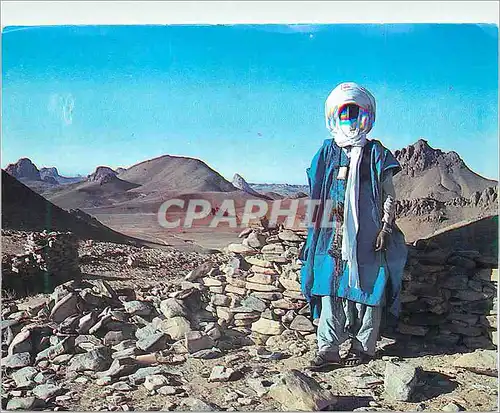 Cartes postales moderne Targui sur le Plateau de l'Assekrem