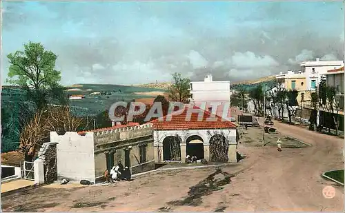 Cartes postales moderne Aumale la Place Denfert Rochereau et Boulevard Philippe Vollhardt