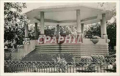 Moderne Karte Medea le Kiosque