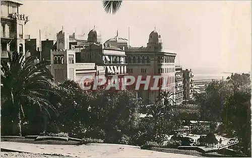 Cartes postales moderne Alger Square Laferniere Hotel des Postes