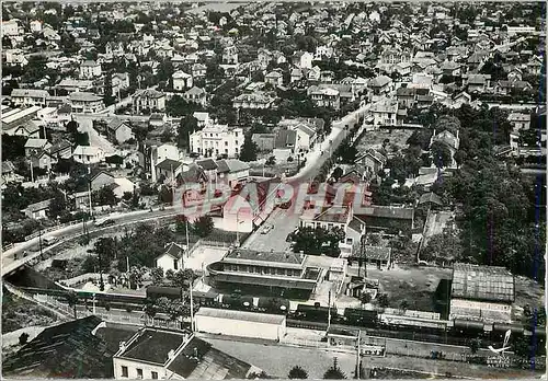 Cartes postales moderne En Avion au dessus de Beauchamp (S et O) La Gare et le Pays Train