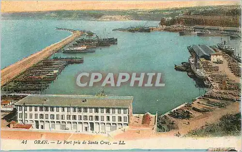 Cartes postales Oran Le Port pris de Santa Cruz Bateaux