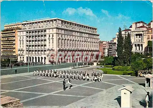 Cartes postales moderne Athenes Changement de Garde Militaria