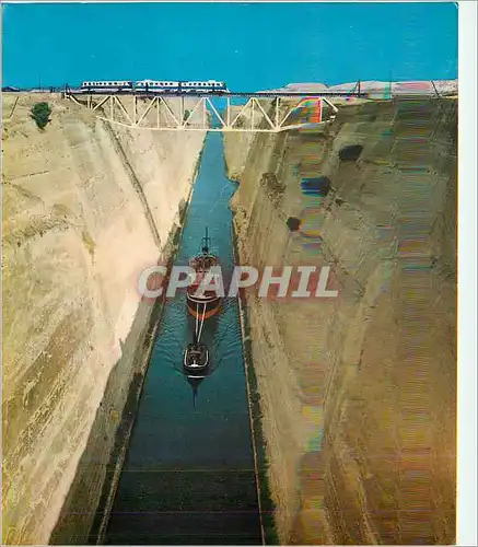Cartes postales moderne Corinthe Le Canal Bateau Train