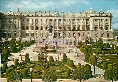 Cartes postales moderne Palacio Real (Madrid) Facade et Jardins d'Orient