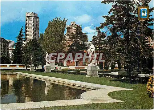 Cartes postales moderne Madrid Jardins Sabatini Place d'Espagne