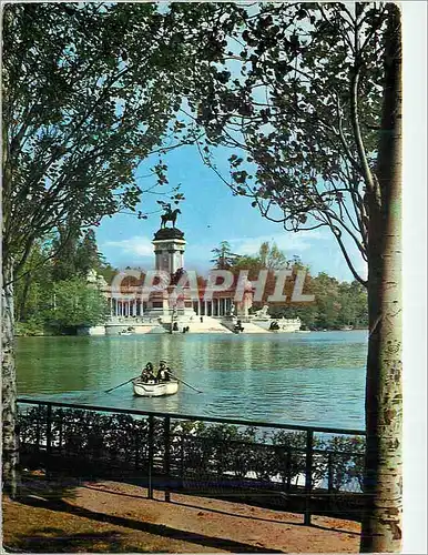 Cartes postales moderne Madrid Etang du Retiro