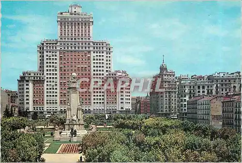 Cartes postales moderne Madrid Edifice Espagne sur la Place du Meme Nom