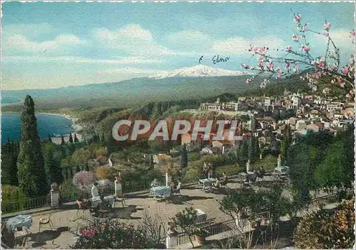 Cartes postales moderne Taormina Panorama vu de la Terrasse de l'Hotel Timeo Volcan