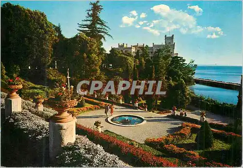 Cartes postales moderne Trieste Parc de Miramare