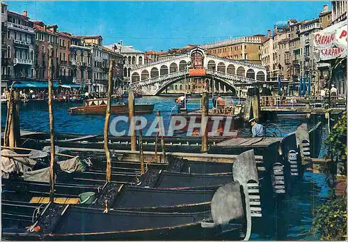 Cartes postales moderne Venezia Pont Rialto Bateaux