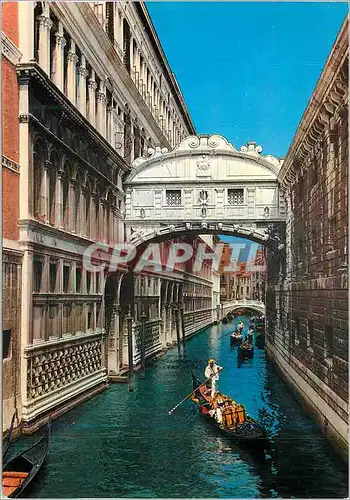 Cartes postales moderne Venezia Pont des Soupirs Bateau