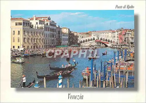 Cartes postales moderne Venezia Pon de Rialto Bateaux