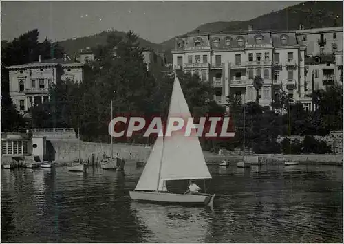 Cartes postales moderne Opatija Hotel Brioni Jugoslavija Bateau