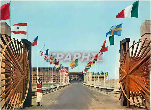Cartes postales moderne Cotonou Palais de la Presidence de la Republique du Dahomey Entree d'Honneur du Palais