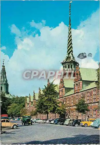 Cartes postales moderne Copenhague la Bourse et le Palais de Christiansborg