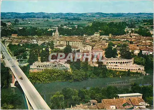 Ansichtskarte AK Lisle sur Tarn (Tarn) Vue Generale Aerienne Pont sur le Tarn