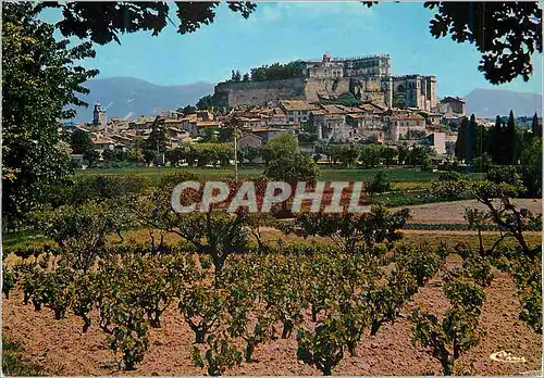 Cartes postales moderne Grignan (Drome) Vue Generale et le Chateau de la Marquise de Sevigne