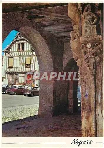 Cartes postales moderne Noyers sur Serein (Yonne) Place du Marche au Ble