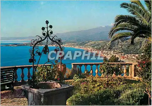 Cartes postales moderne Taormina Panorama prise de Villa Marzotto