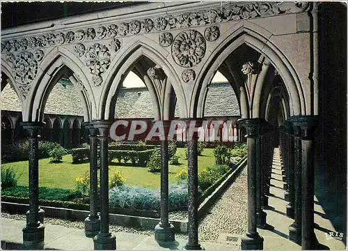 Cartes postales moderne Le Mont Saint Michel le Cloitre detail des Colonnades