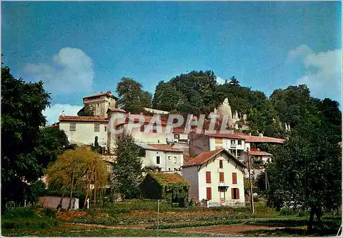 Cartes postales moderne Aubeterre sur Dronne (Charente) Perspective sur le Village au fond le Chateau