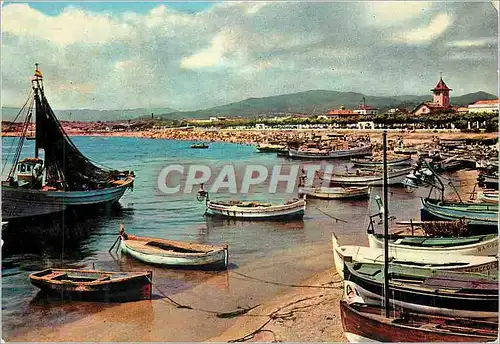 Cartes postales moderne Costa Brava Palamos Vue de la Plage Baetaux