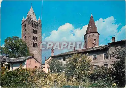 Cartes postales moderne Aosta L'Eglise Collegiale et le Clocher Roman de St Orso