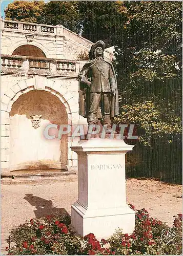 Cartes postales moderne Auch Capitale de la Gascogne La Statue de l'Artagnan